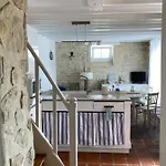 La Maison Bleue *