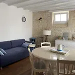 La Maison Bleue Semesterbostad