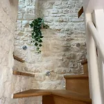 Semesterbostad La Maison Bleue Port-en-Bessin-Huppain