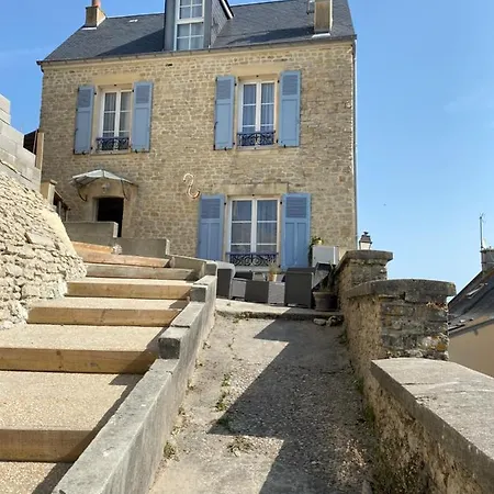 La Maison Bleue * Port-en-Bessin-Huppain
