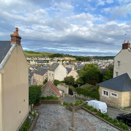 La Maison Bleue * Port-en-Bessin-Huppain