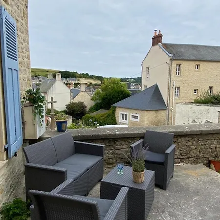 La Maison Bleue بيت للعطل *
