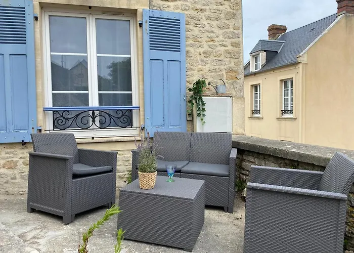 Semesterbostad La Maison Bleue *