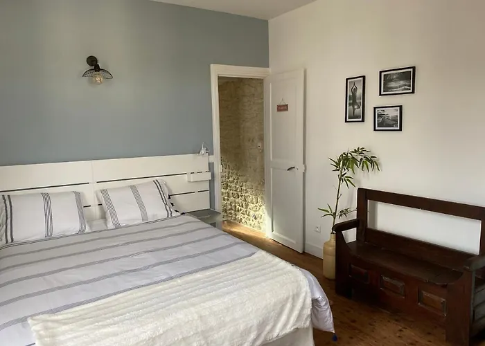 La Maison Bleue בית נופש פורט-אן-בסאן-אופאן