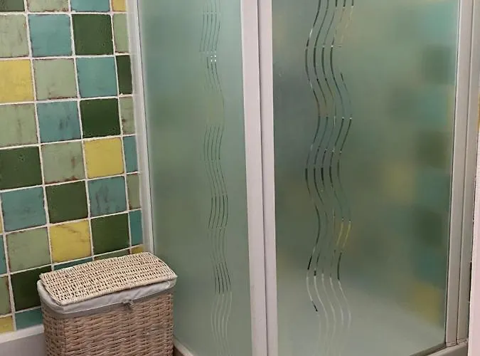 Semesterbostad La Maison Bleue Port-en-Bessin-Huppain